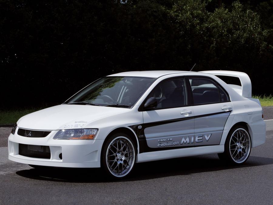 Mitsubishi Lancer Evolution MIEV Concept 2005 года  (фото 2 из 6)